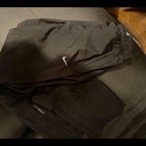 Men’s Nike golf clothing set size medium storm fit